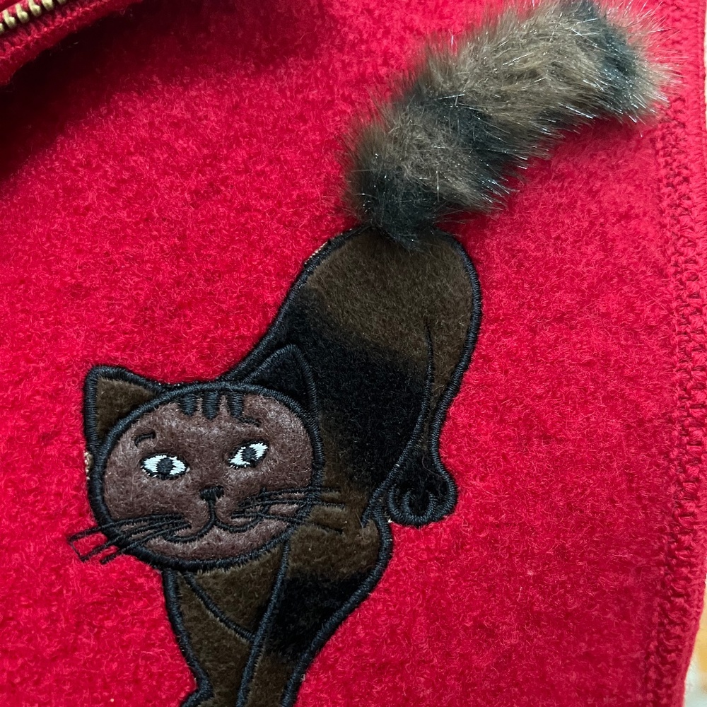 ❤️LIS INTERNATIONAL BOILED WOOL CAT VEST❤️ - Picture 5 of 15